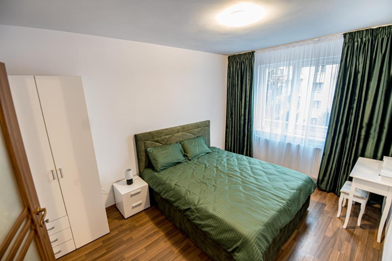 Apartament 3 Camere Royal Braşov Eksteriør billede