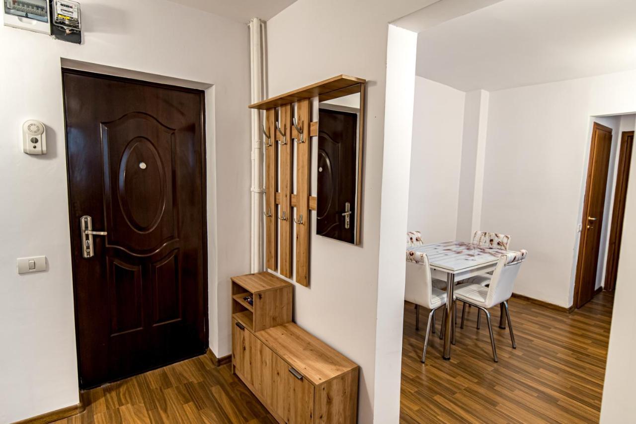 Apartament 3 Camere Royal Braşov Eksteriør billede